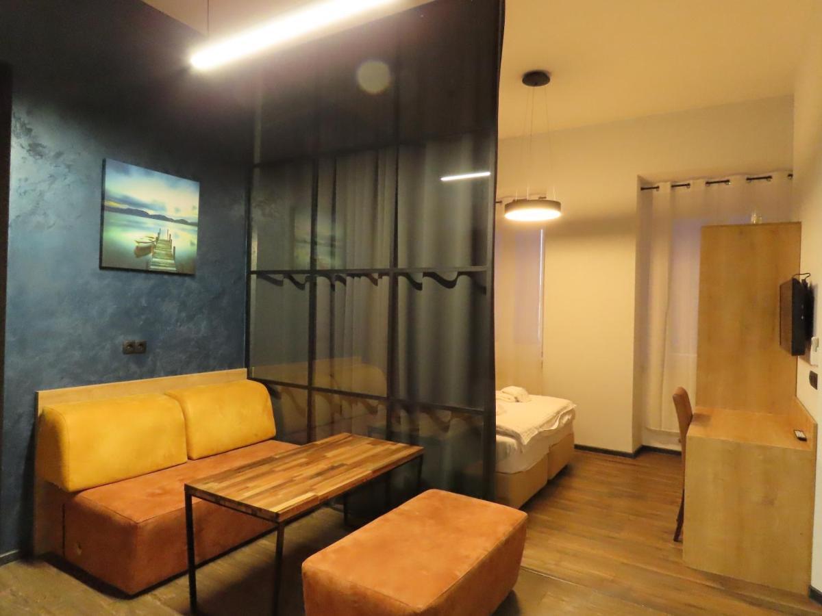 2Br Loft Apartment Near Liberty Square Tbilisi Exterior foto
